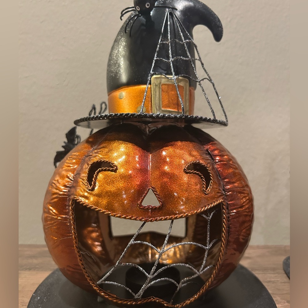 Halloween Pumpkin Tea Light Candle Holders with Witch Hat Set-Great Condition🎃 - Picture 2 of 2